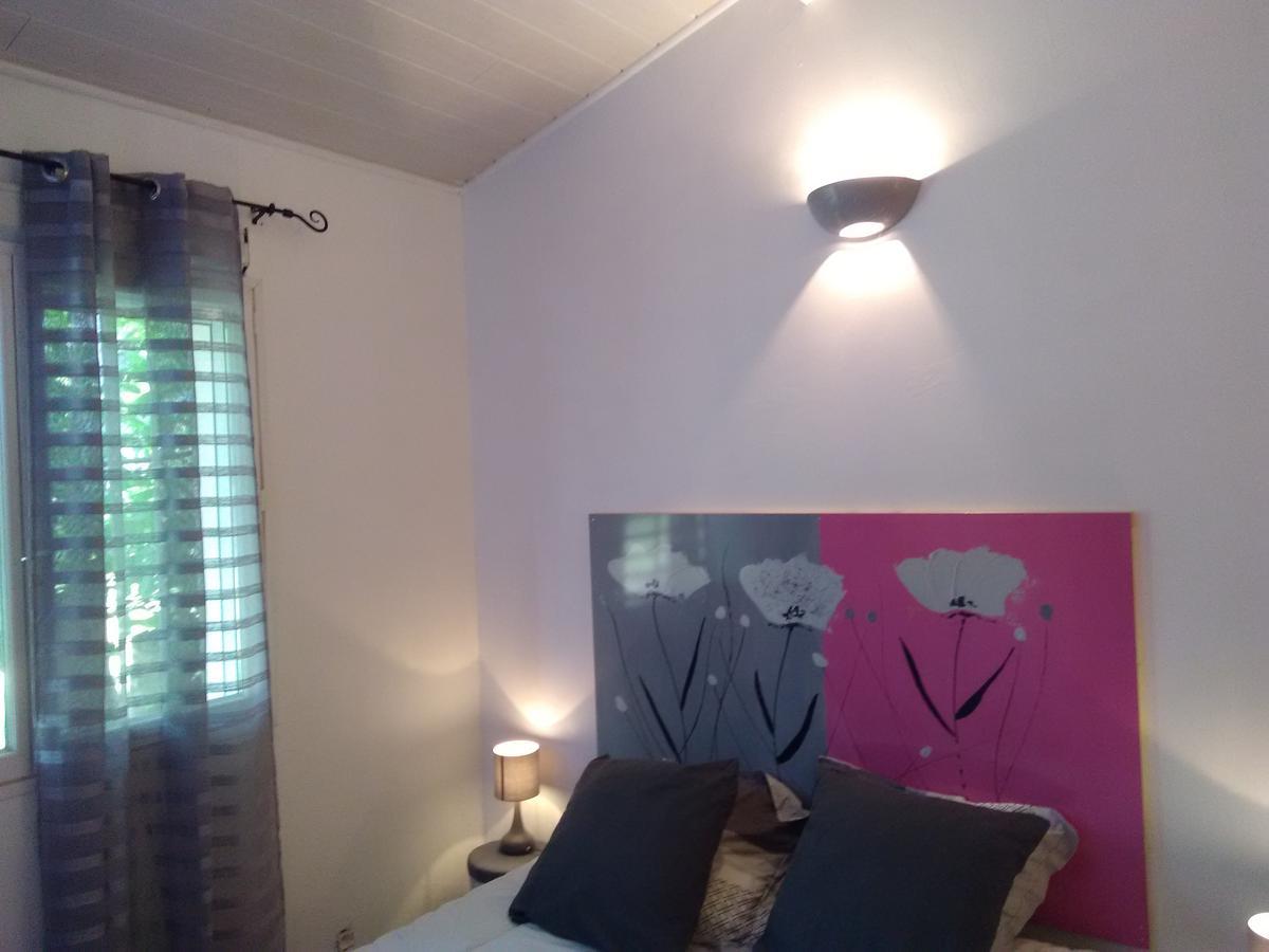 Chambre D'Hotes Les Macarons De Tata Sainte-Eulalie  Esterno foto